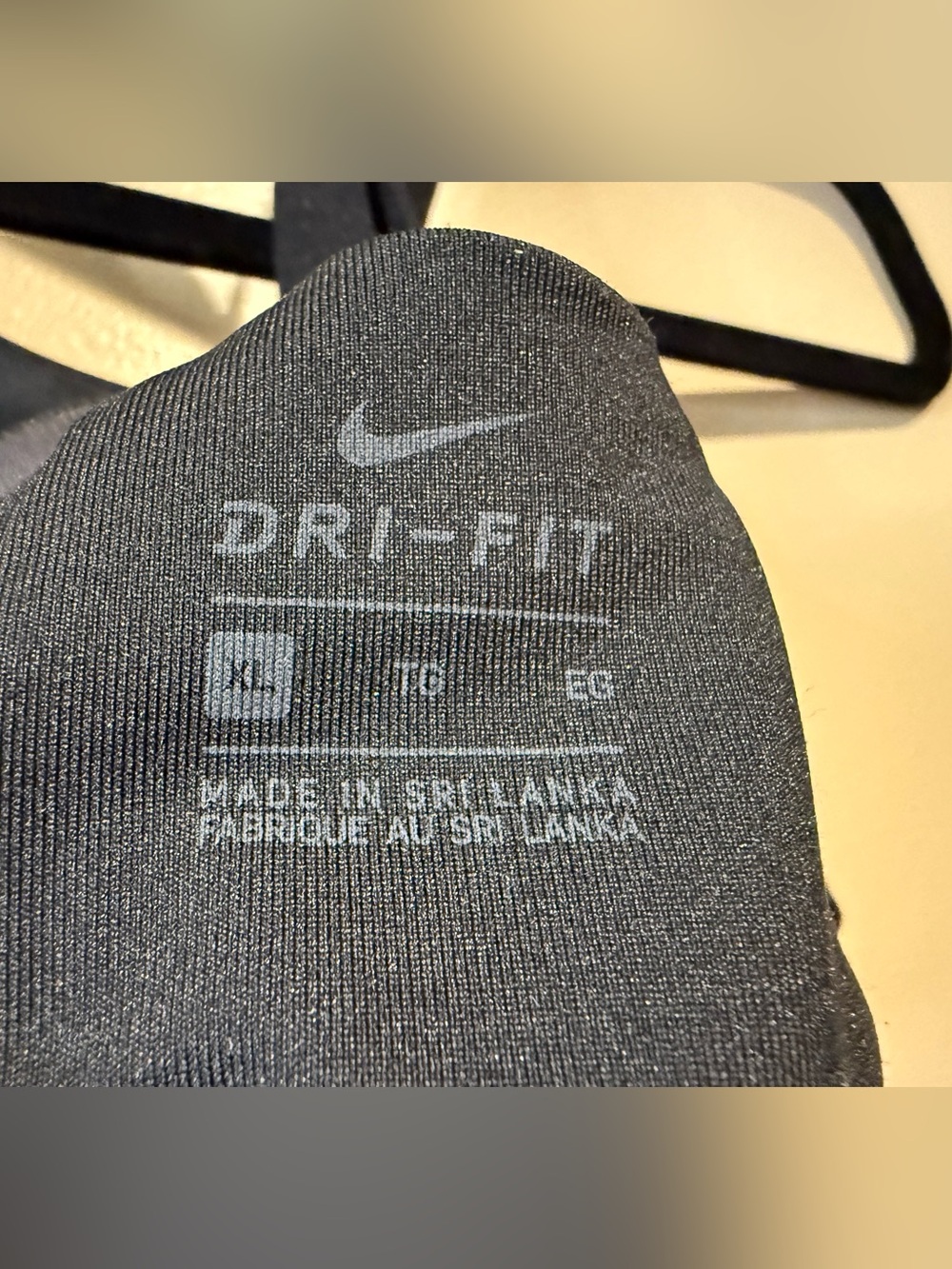 NIKE team impact Strappy sports bra size XL black - Picture 5 of 5